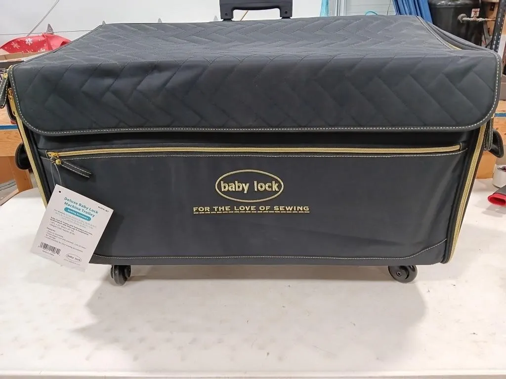 Deluxe Baby Lock machine Trolley.
Measurements