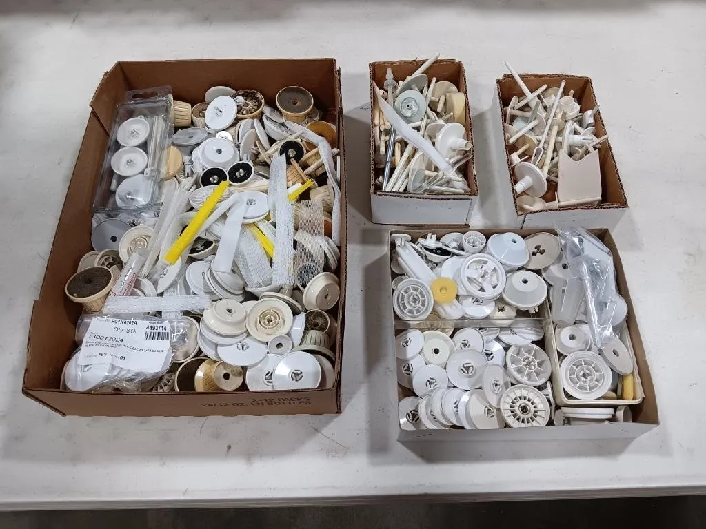 Sewing Machine parts
(New and used)