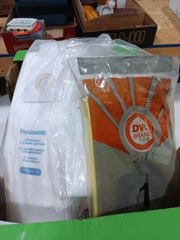 Assortment of vacuum bags/filters, Panasonic,