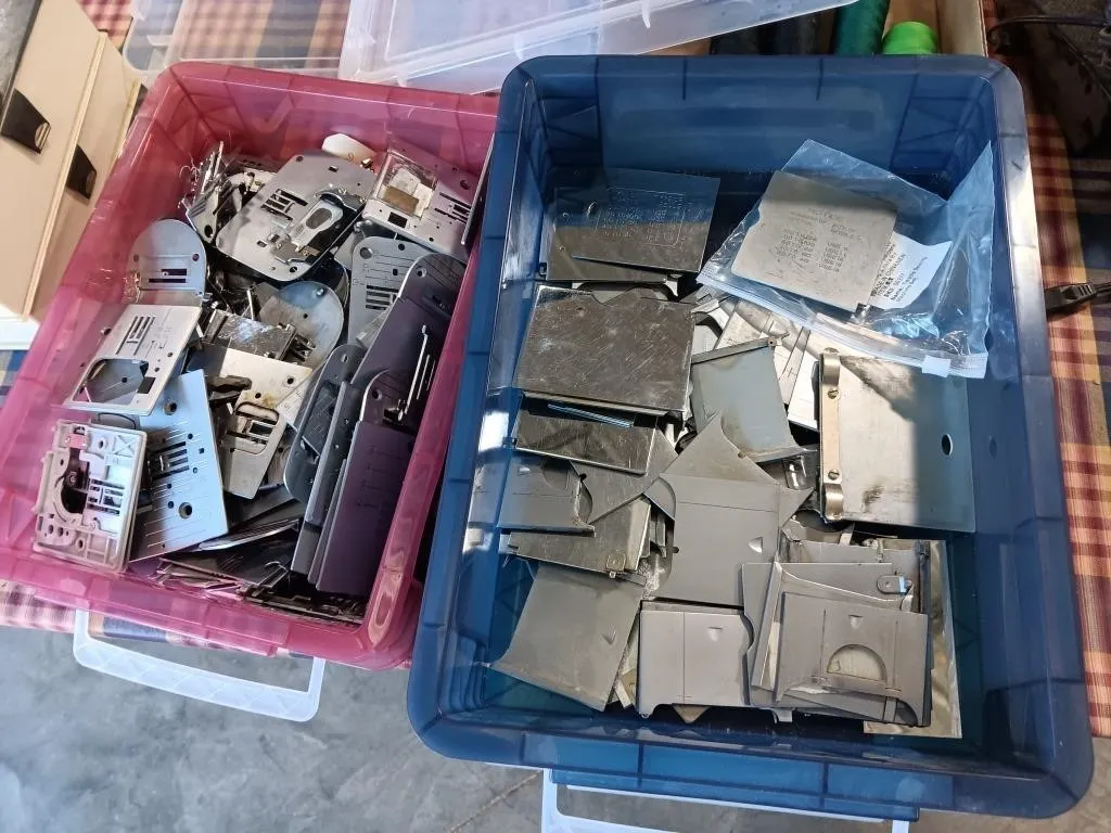 Needle Plates & Bobbins Covers.