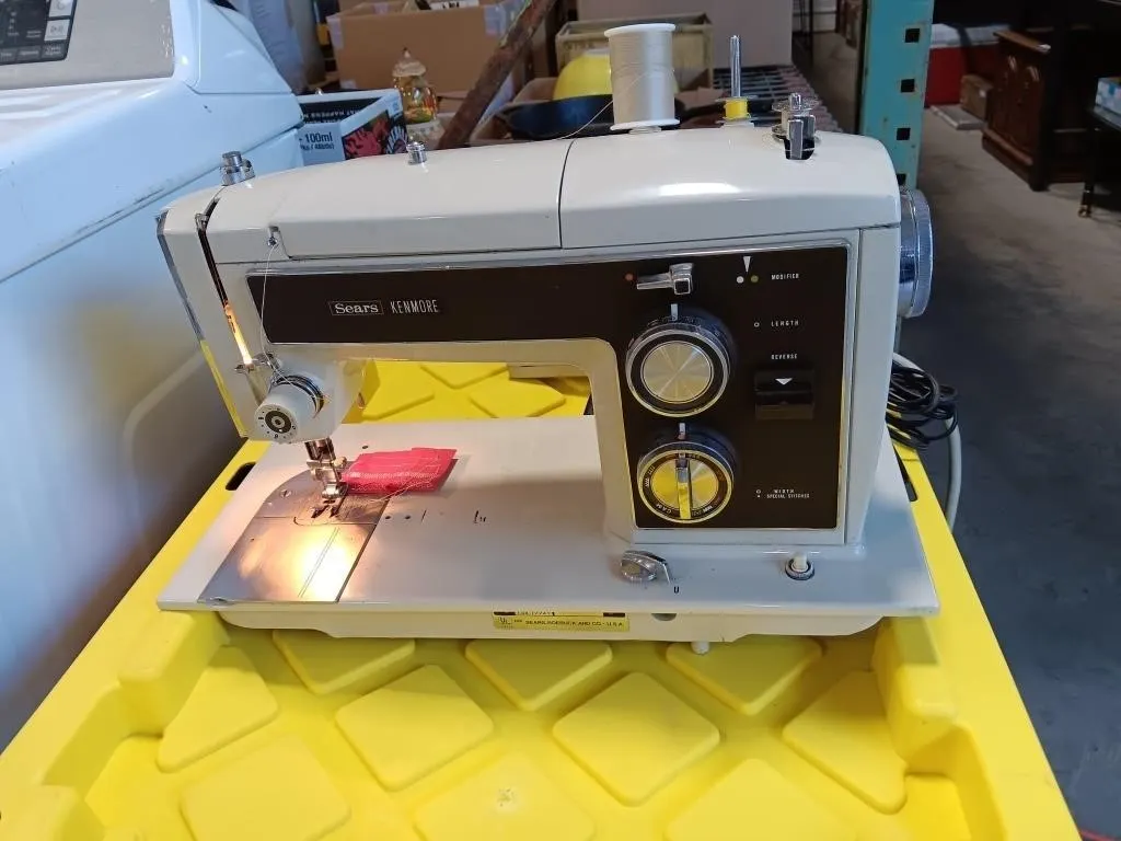 Sears Kenmore Sewing Machine. Tested.