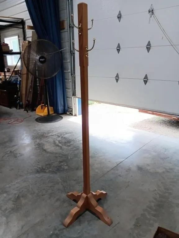 Wooden Hall Tree. Approx 57.5 Inches Tall.