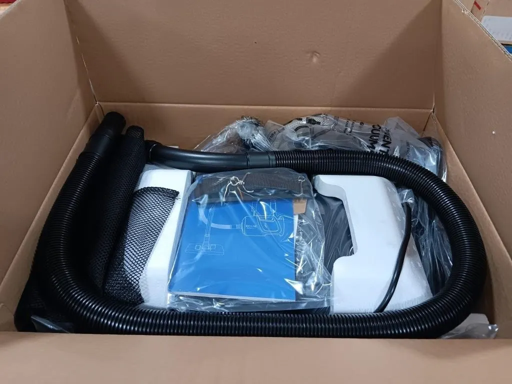 RICCAR portable canister vacuum new