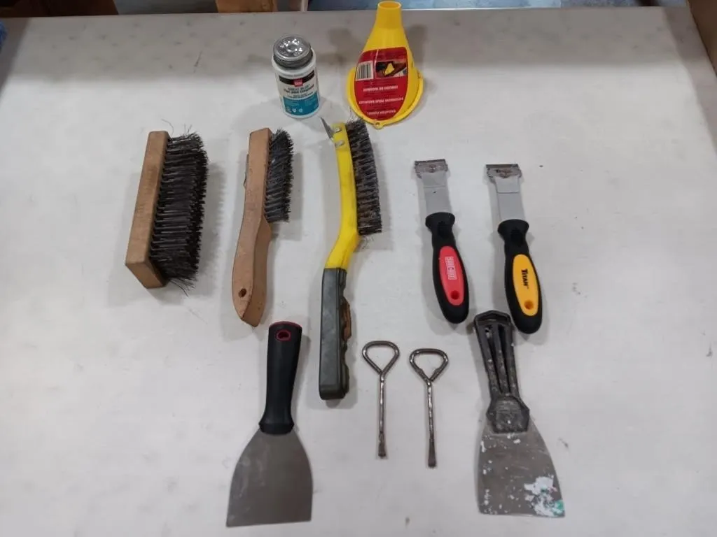 Painting supplies.
Wire brushes,scrapers,razor