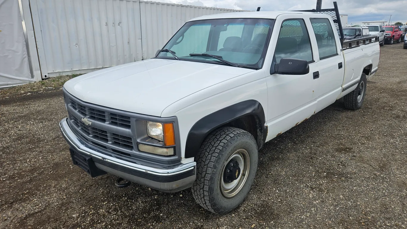 1996 Chevrolet C/K 3500 Series 4dr K3500 Cheyenne 4WD Crew Cab LB