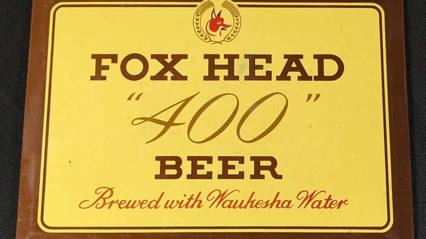 TOC TIN SIGN FOX HEAD "400" BEER WAUKESHA WISCONSIN