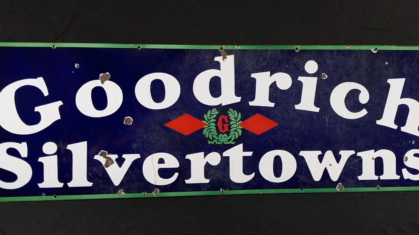 PORCELAIN TIRE SIGN GOODRICH SILVERTOWNS