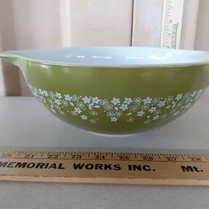 Vintage Pyrex 4 Qt. Cinderella Mixing Bowl, Spring Blossom Pattern