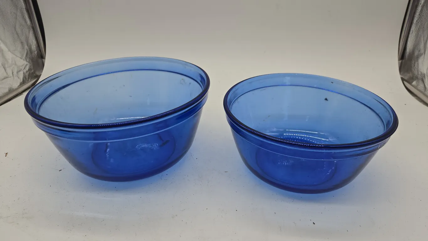 Anchor hocking, cabolt blue, stack on mixing bowls