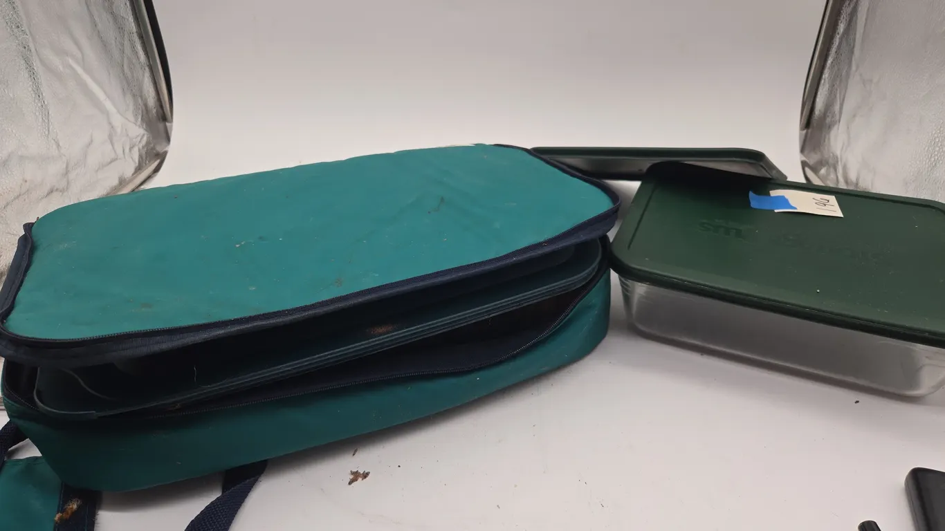 Pyrex portable bakewear