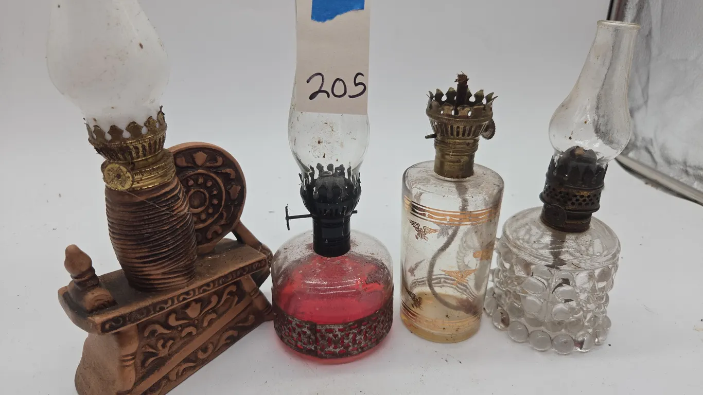 Assorted miniature oil lamps