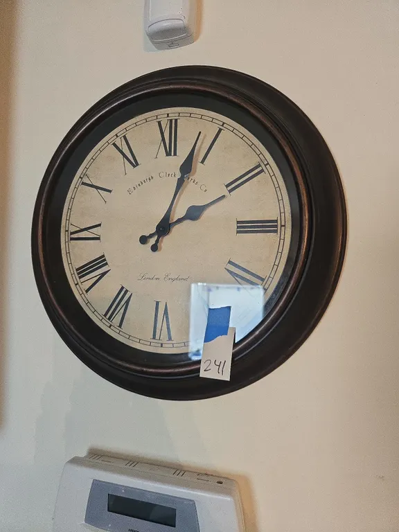 Vintage edenburg clockworks wall clock