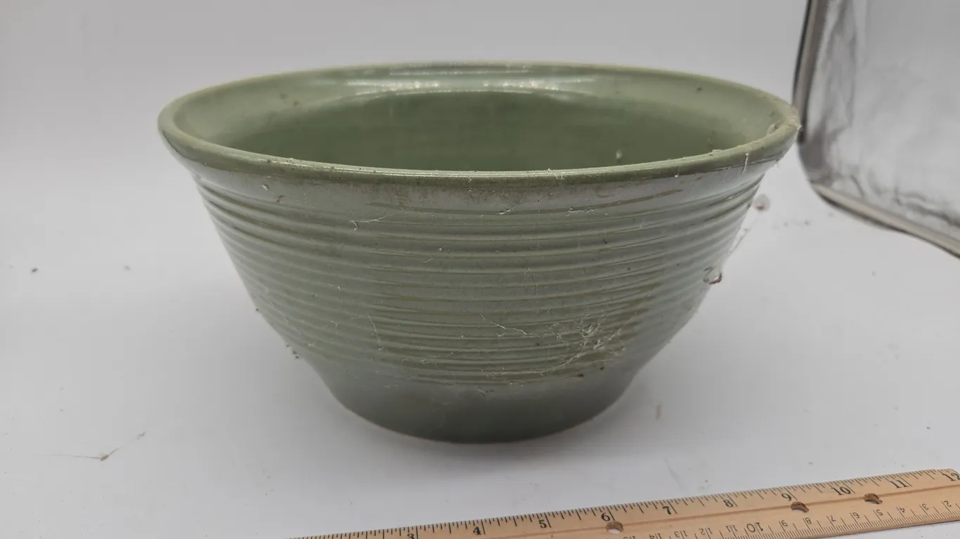 Vintage Bauer stoneware, mixing bowl.