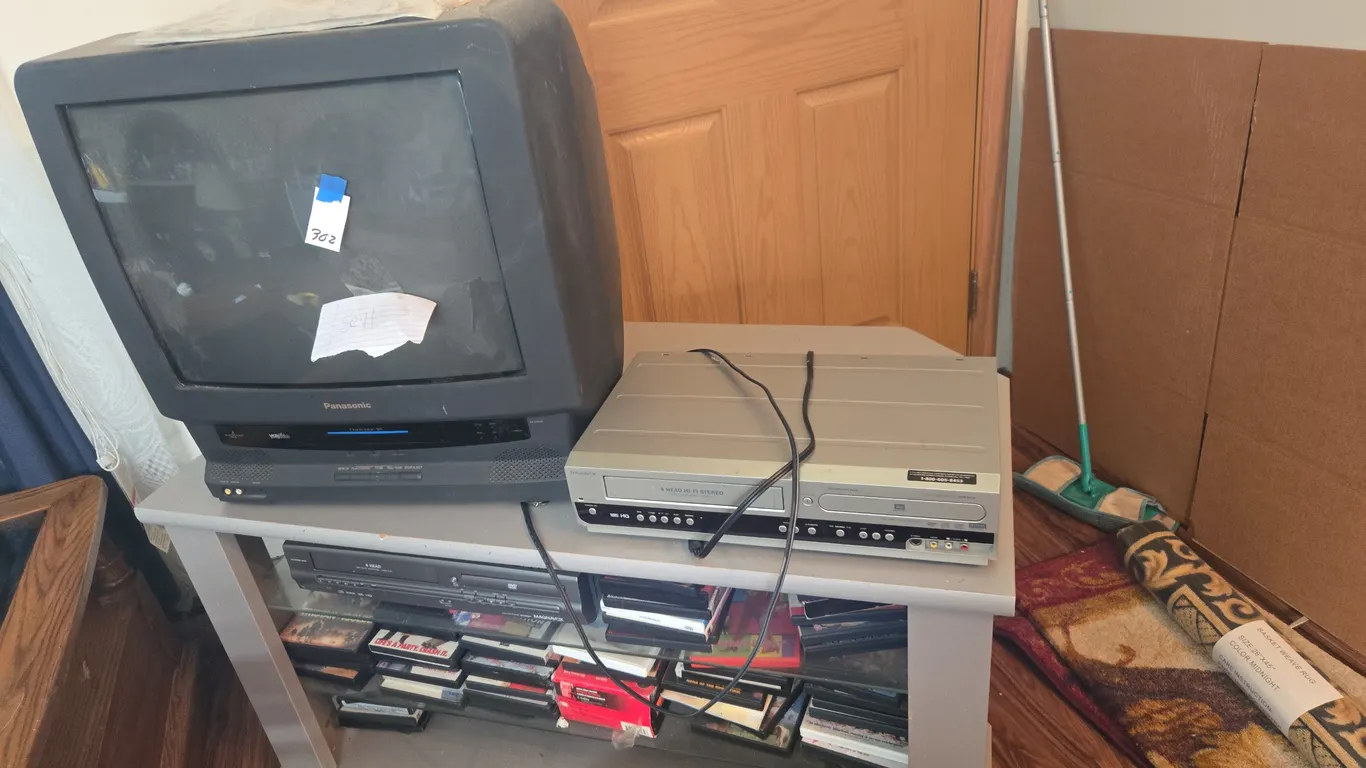 Panasonic t v and accessories