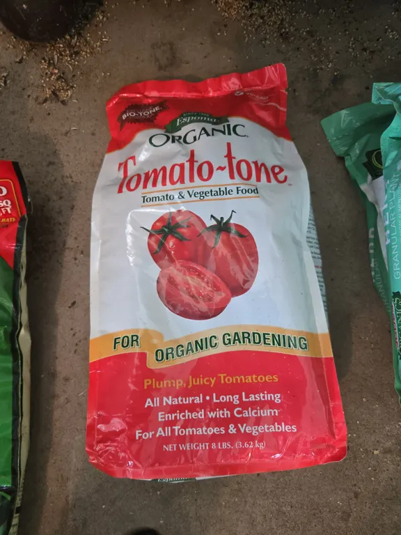 Organic Tomato and vegetable food