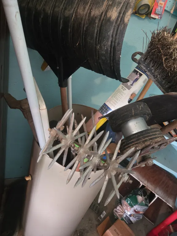 Gardening hand tools.