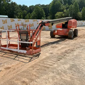 2014 JLG 680SJ 4X4 TELESCOPIC BOOM LIFT SN: 0300189896