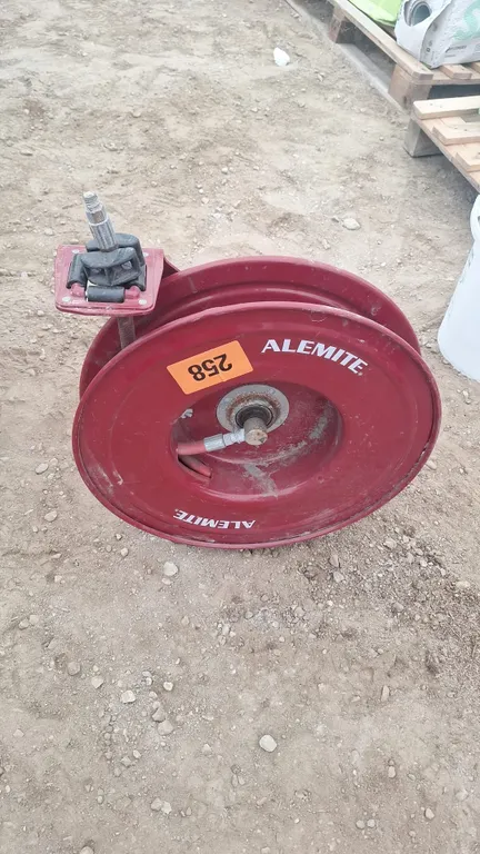 Hose reel