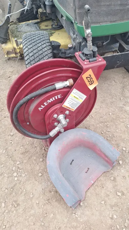 Hose reel