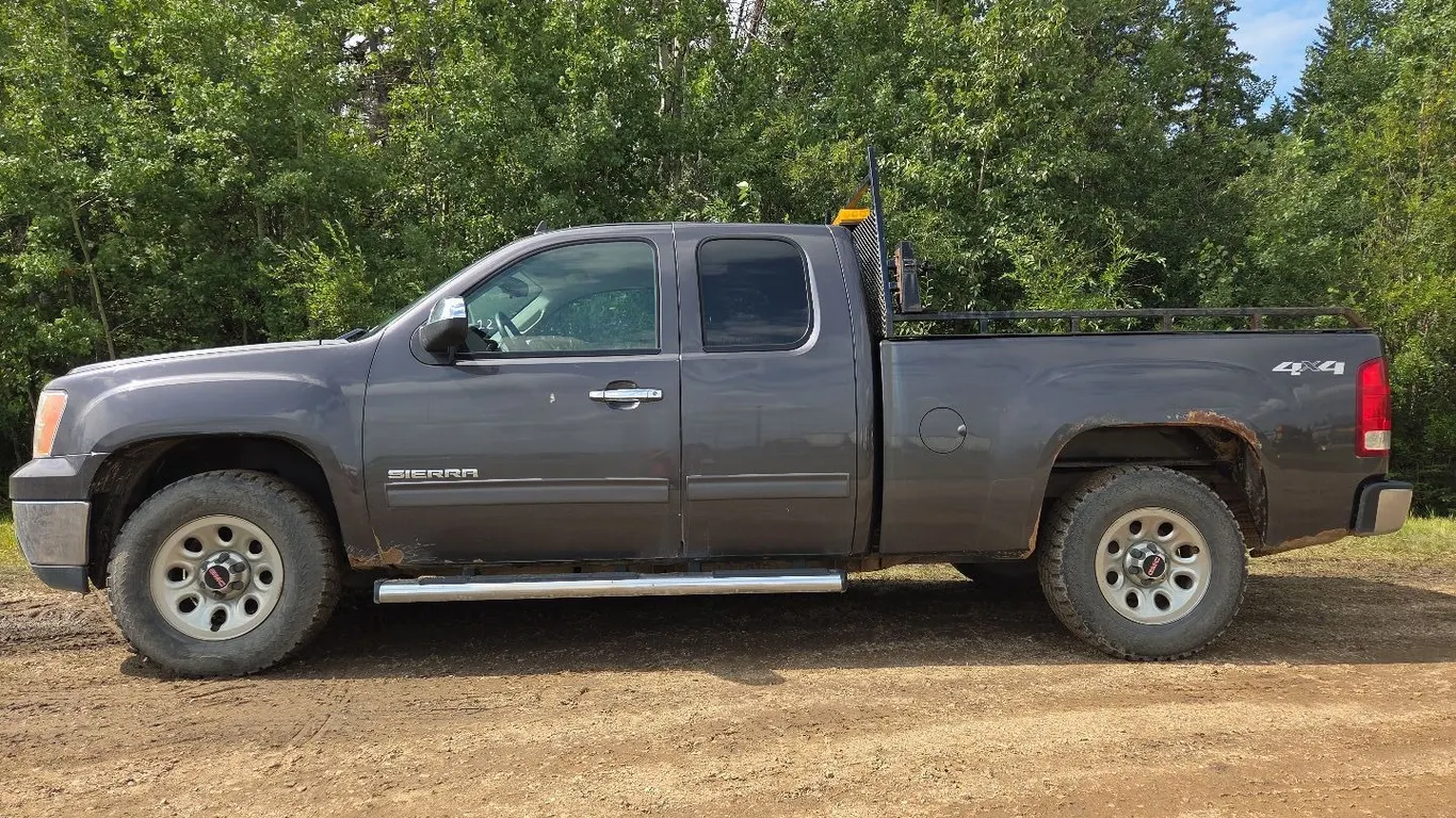 2011 GMC Sierra Pickup