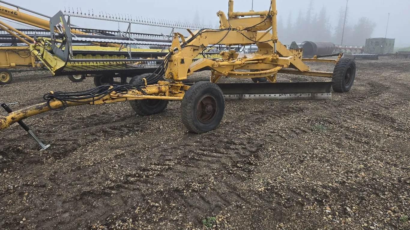 Richardson Pull Type Grader