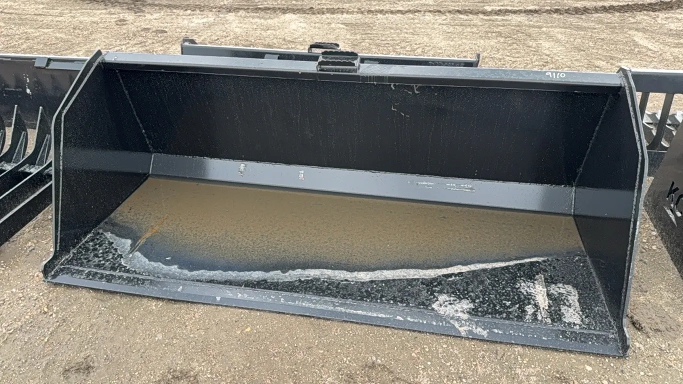 ID 9110 KC 84in Material Bucket