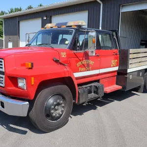 1984 Ford F-7000 10' Stake Truck