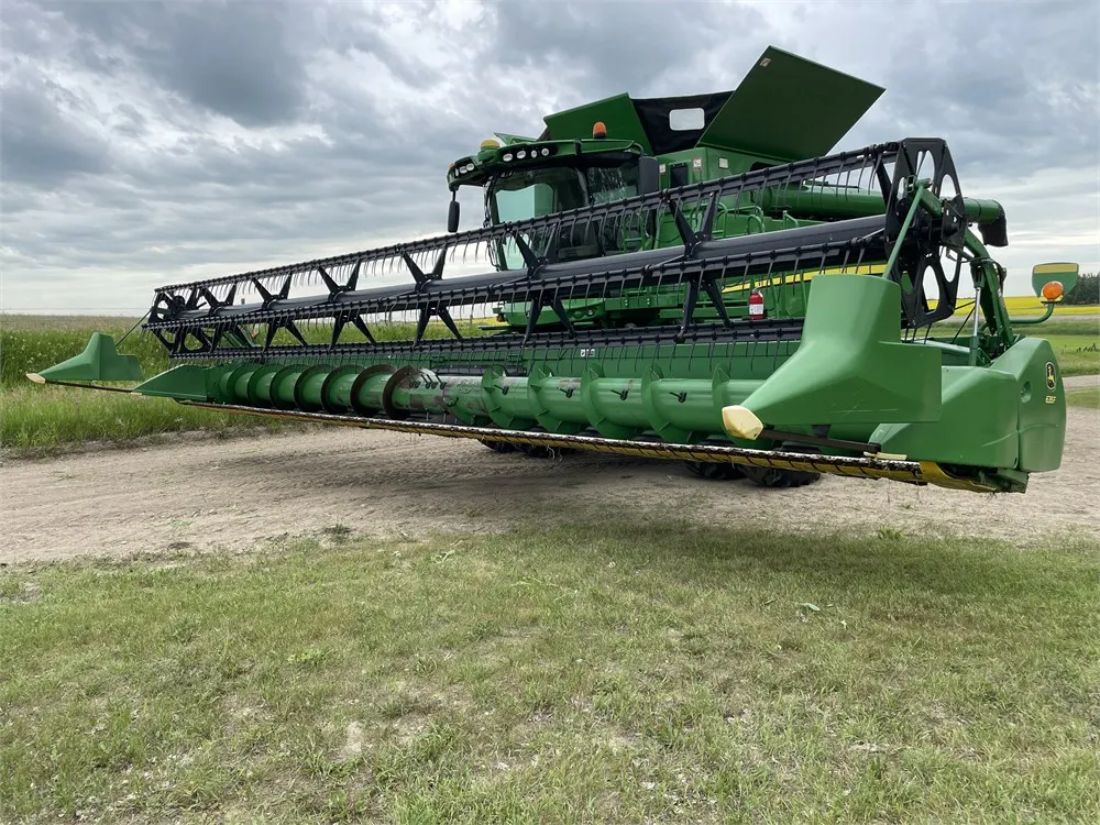 2011 JOHN DEERE 635F Hydra Flex Draper Header w/ 35 Ft. P/U Reel - NO TRANSPORT!