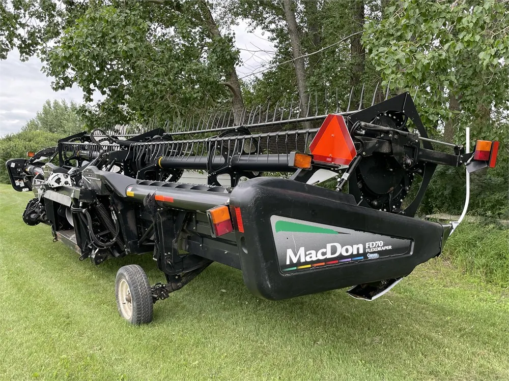 2009 MACDON FD70 Flex Draper Header w/ Transport, 35 Ft. Split P/U, JD Adapter