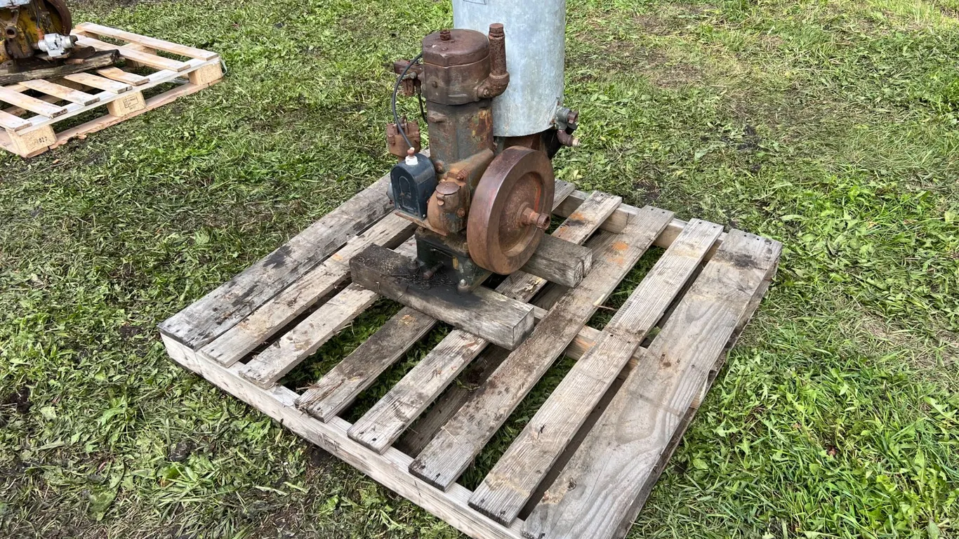 Stationary Engine