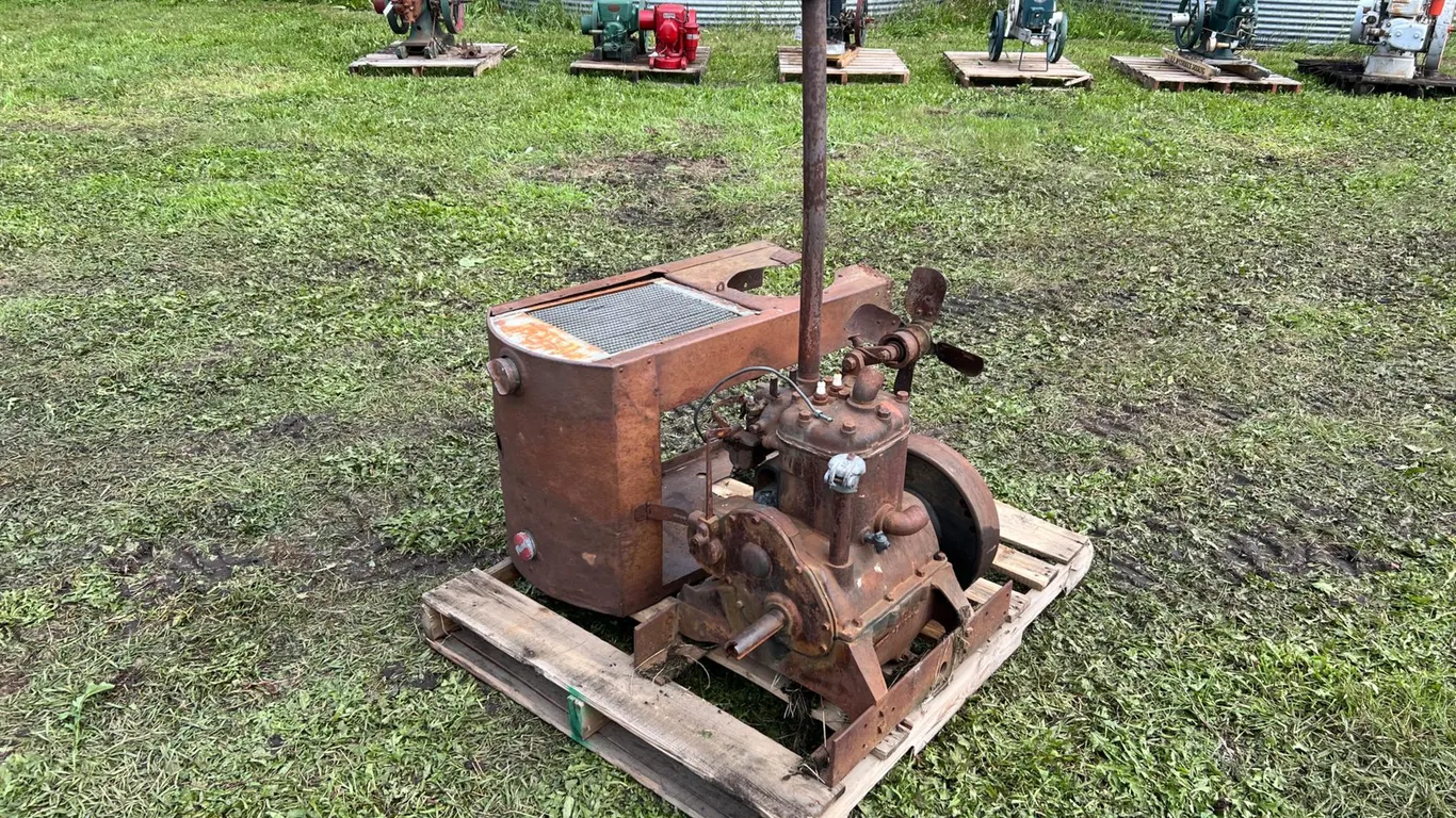 Cushman Stationary Engine w/ Leroi Radiator