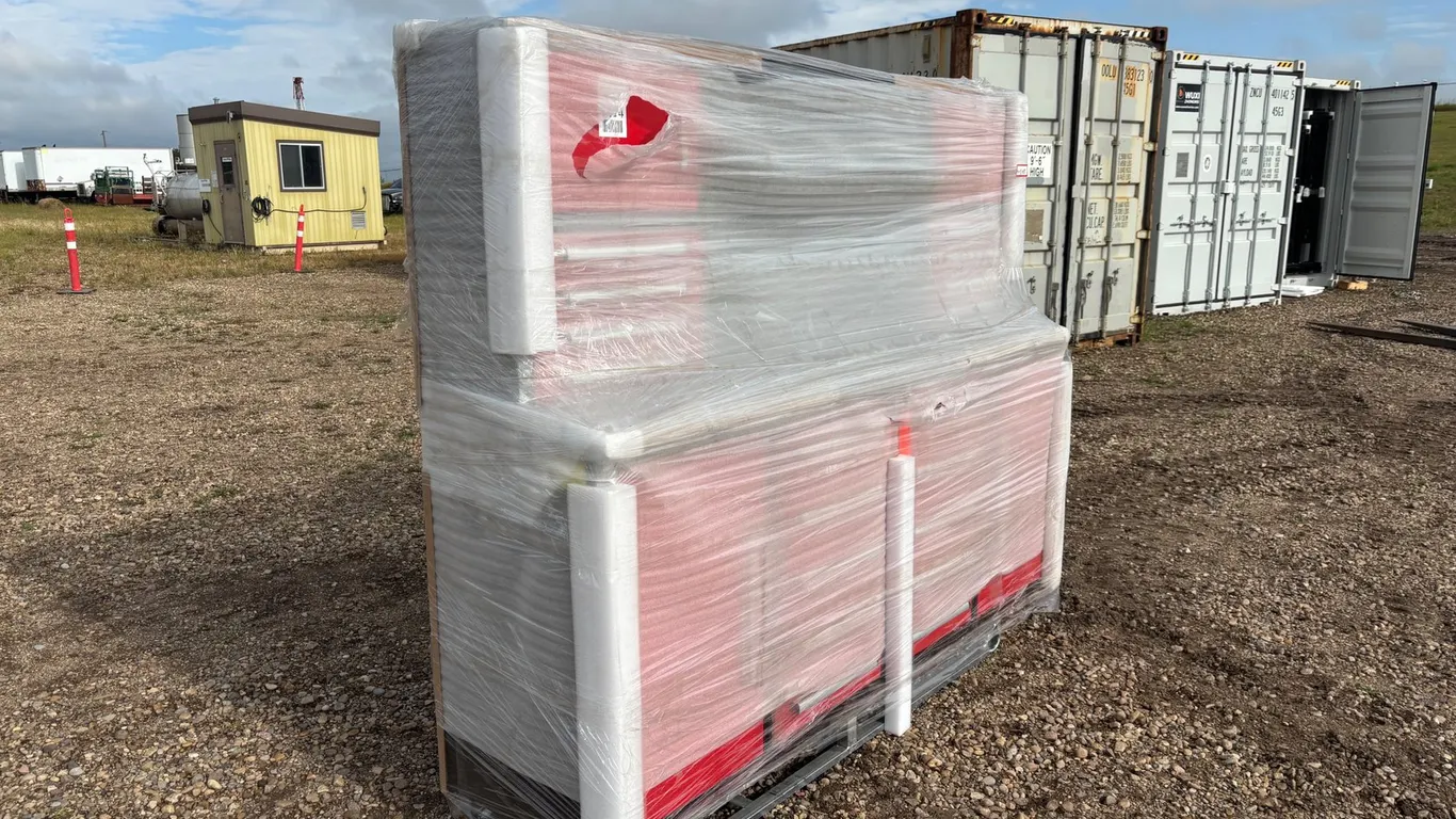 Unused 2026 Steelman 7' 18-Drawer Red Workbench