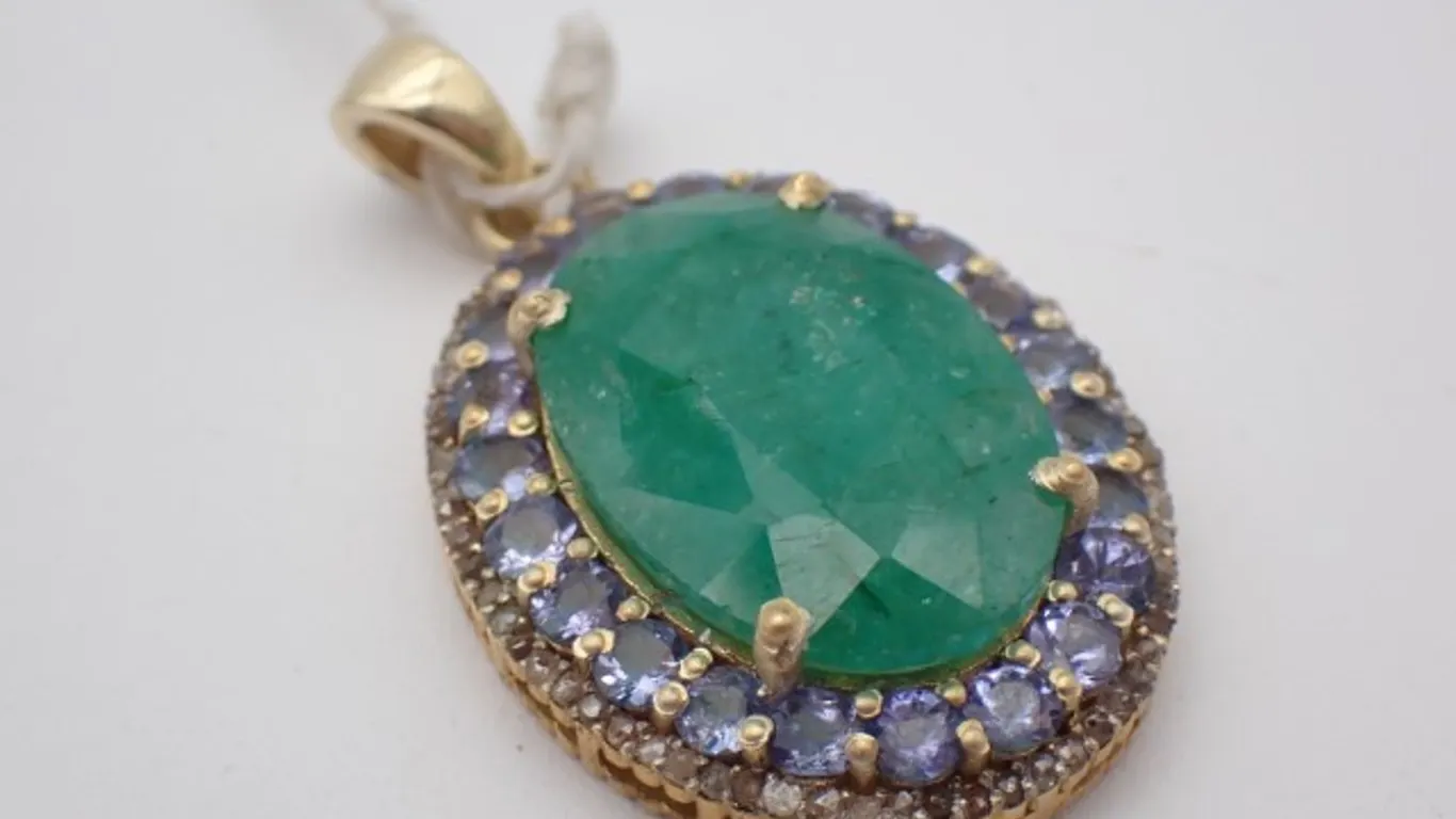 Ladies Emerald, Tanzanite & Diamond Pendant