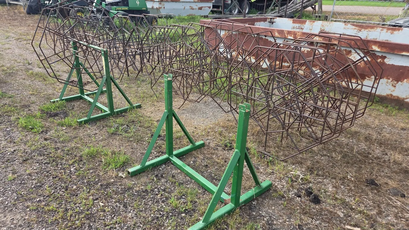 (17) STEEL HEAVY DUTY REELS