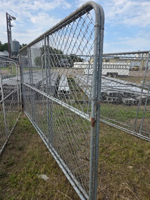 (2) 6' X 12' FENCE PANELS