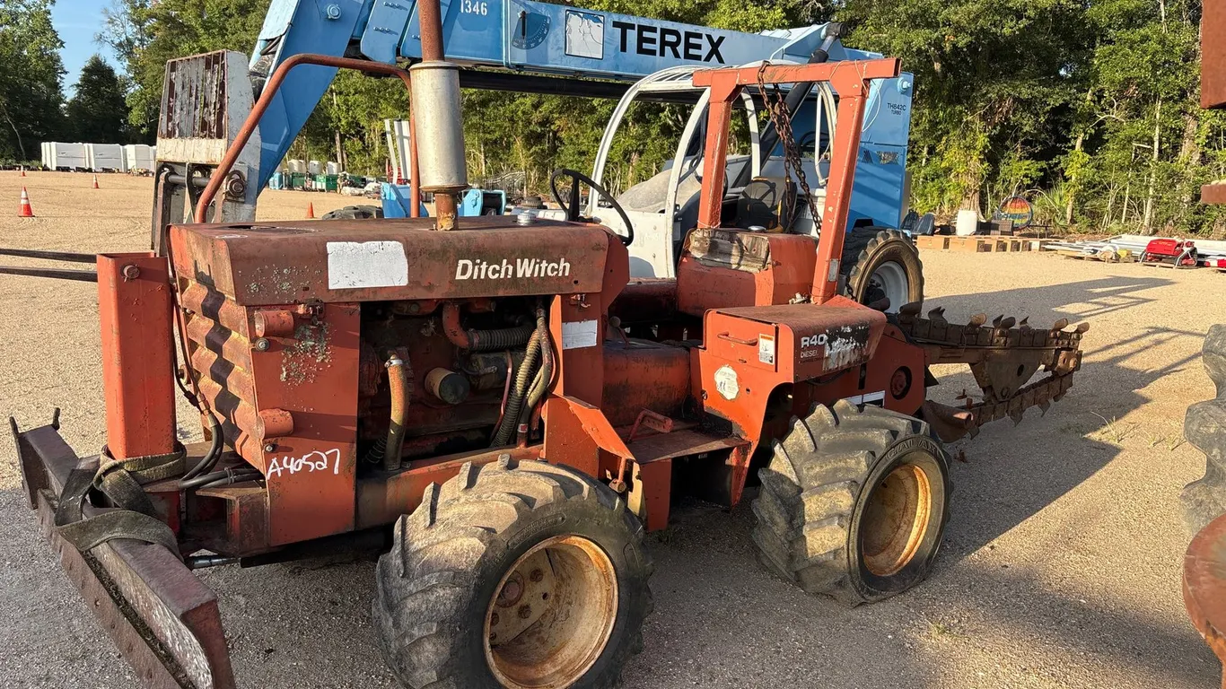 DITCH WITCH R40 DIESEL MOTOR | FOR PARTS/REPAIRS