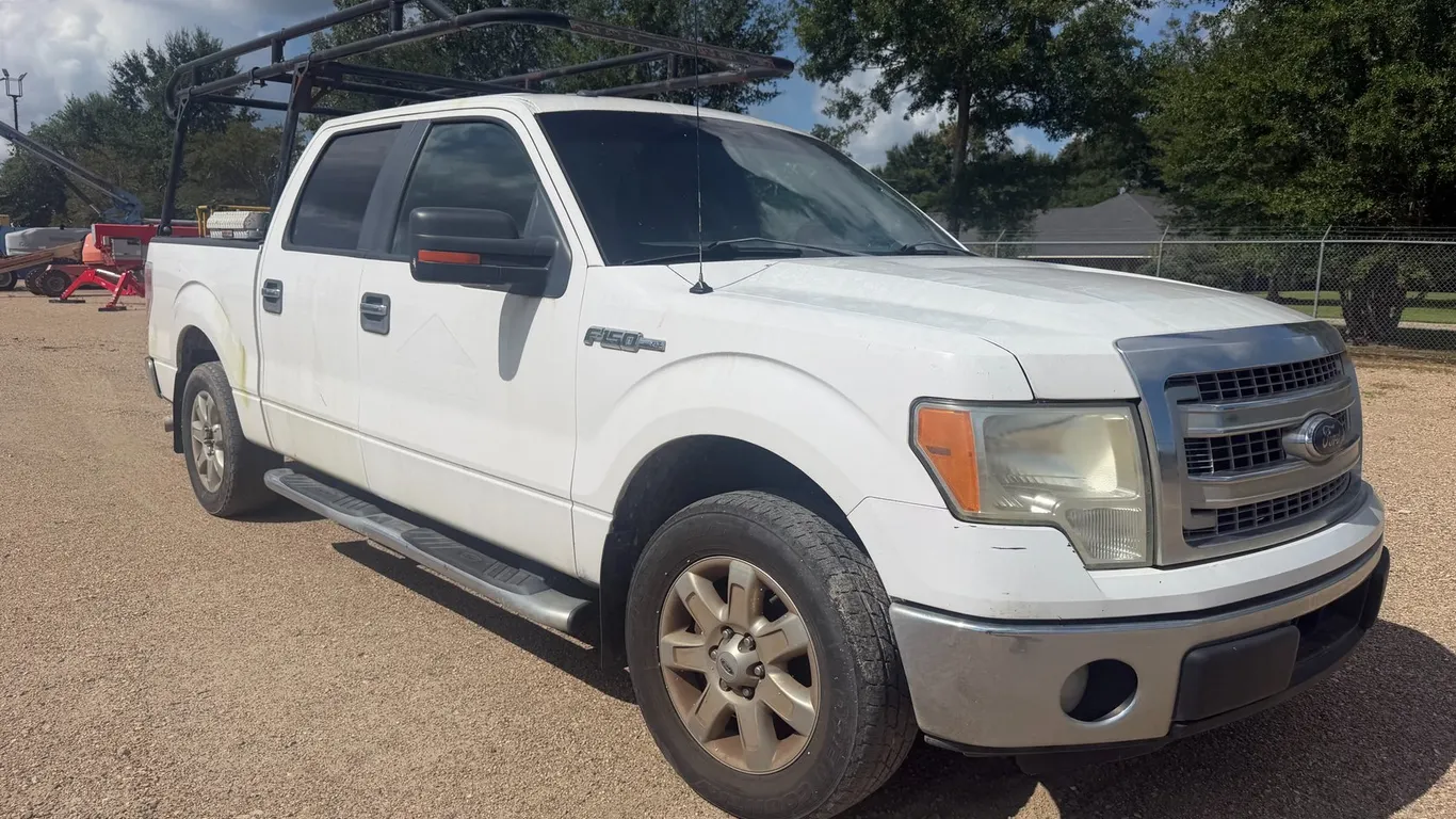 2014 FORD F-150 PICKUP TRUCK