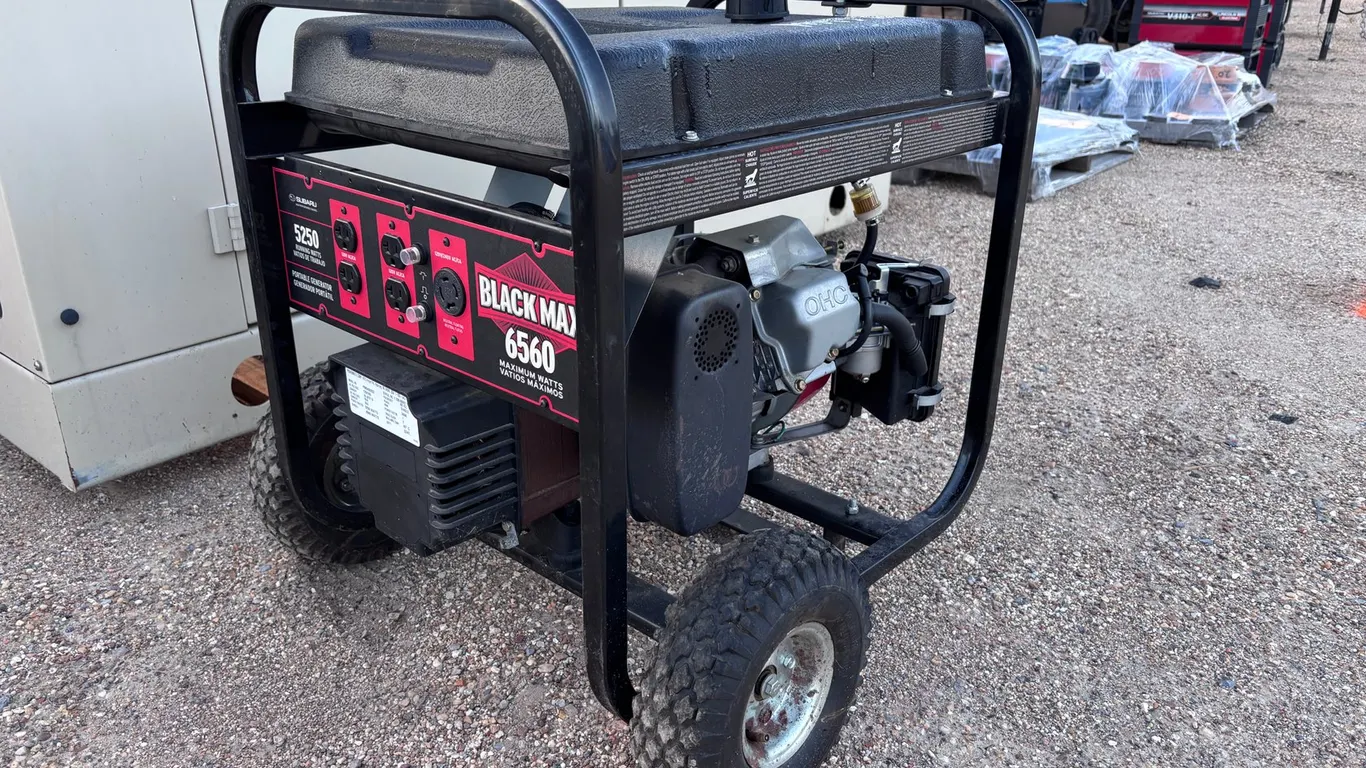 BLACK MAX 6560 WATT GENERATOR