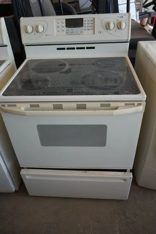 Maytag Accellis 2X Electric Stove