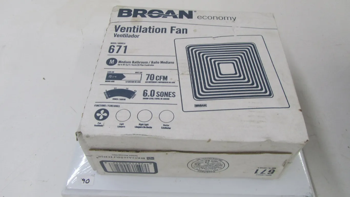 Broan Economy Model 671 Ventilation Fan