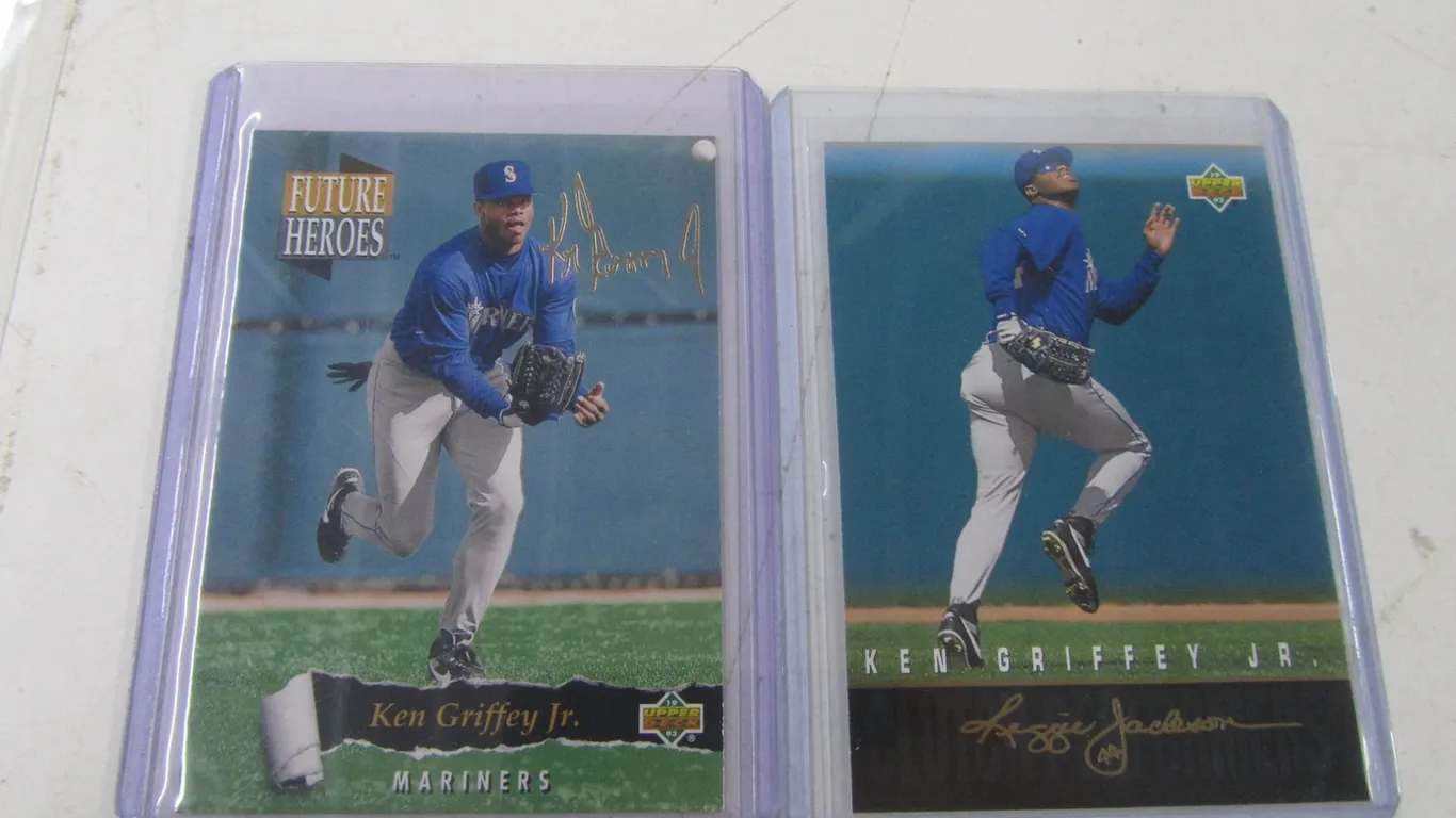 (2) 1993 Upper Deck Ken Griffey Jr. Cards