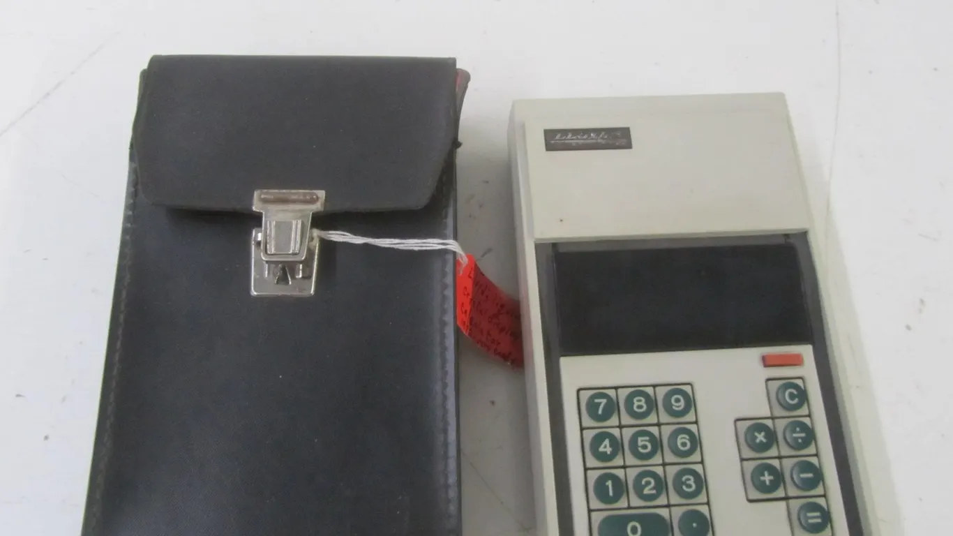 1972 Lloyd's Accumatic 100 Liquid Crystal Display Calculator