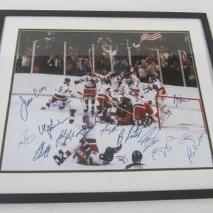 1980 Men's U.S. Olympic Good Autographed Photo