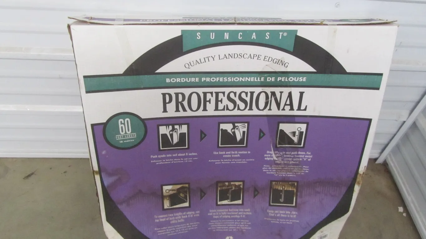 Lot Of Suncast Professional Landscape Edging