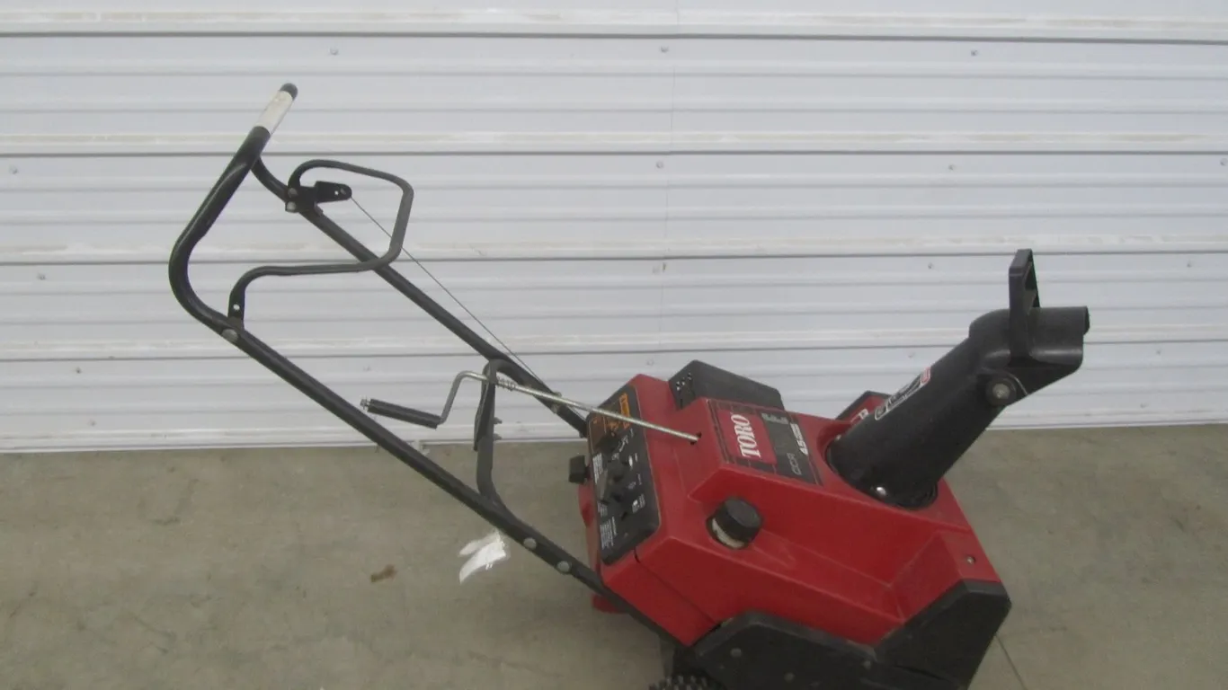 Toro CCR2000E Snow Thrower