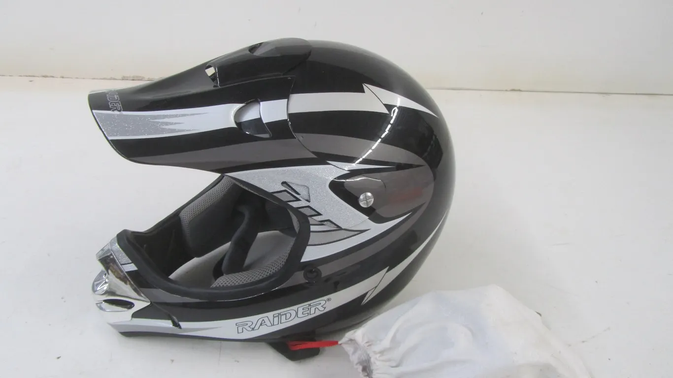 Raider MX-3 Silver Motocross Helmet