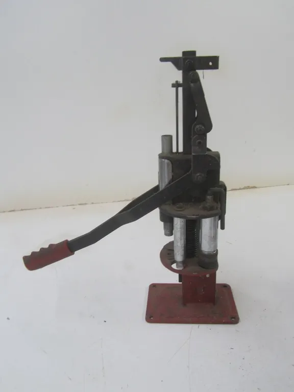 Reloading Press Tool