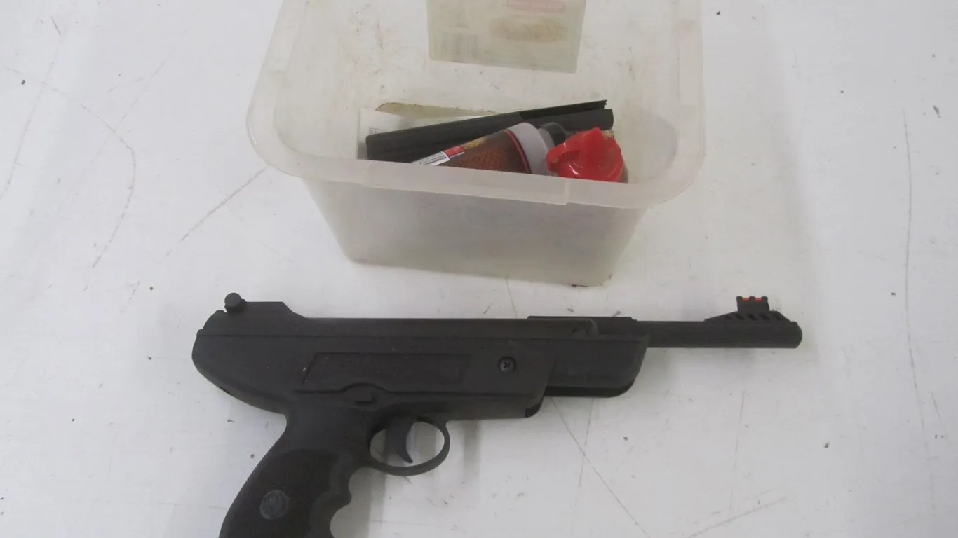 Ruger Mark I High Velocity Break Barrel Air Pistol BB Gun