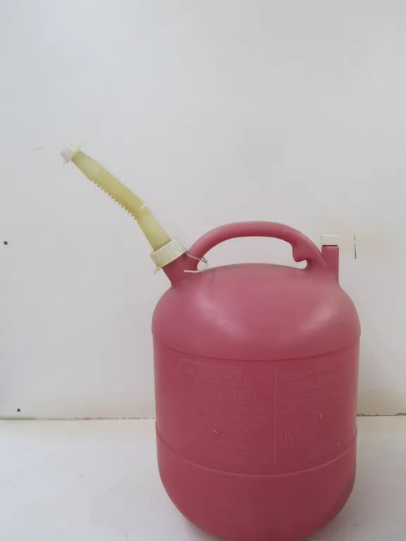 Eagle 6 Gallon Gas Can w/Spout