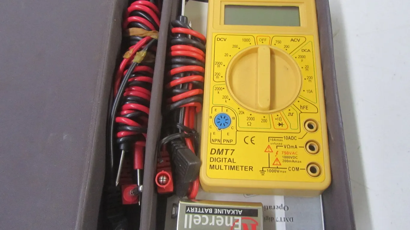 Metex Digital Multimeter